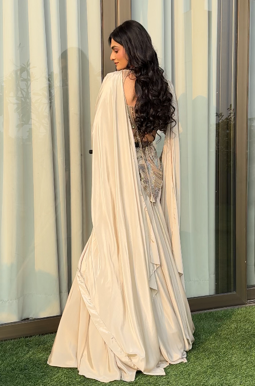 Ivory Flowing corset lehanga